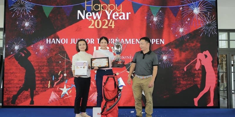 Gia Hân Từ Golfer Nhí Đến Ứng Viên Vô Địch Golf QG 2024 - hình ảnh - uipgeuacpa.top