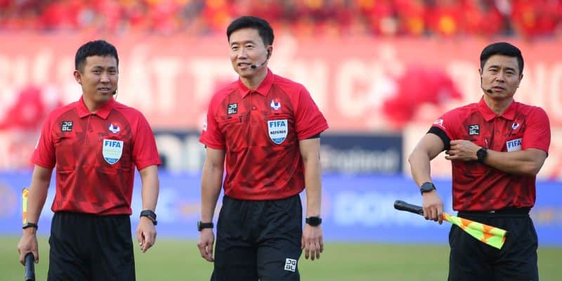 Trọng Tài Thể Thao – Người Quyết Định Số Phận Của Trận Đấu - hình ảnh - uipgeuacpa.top
